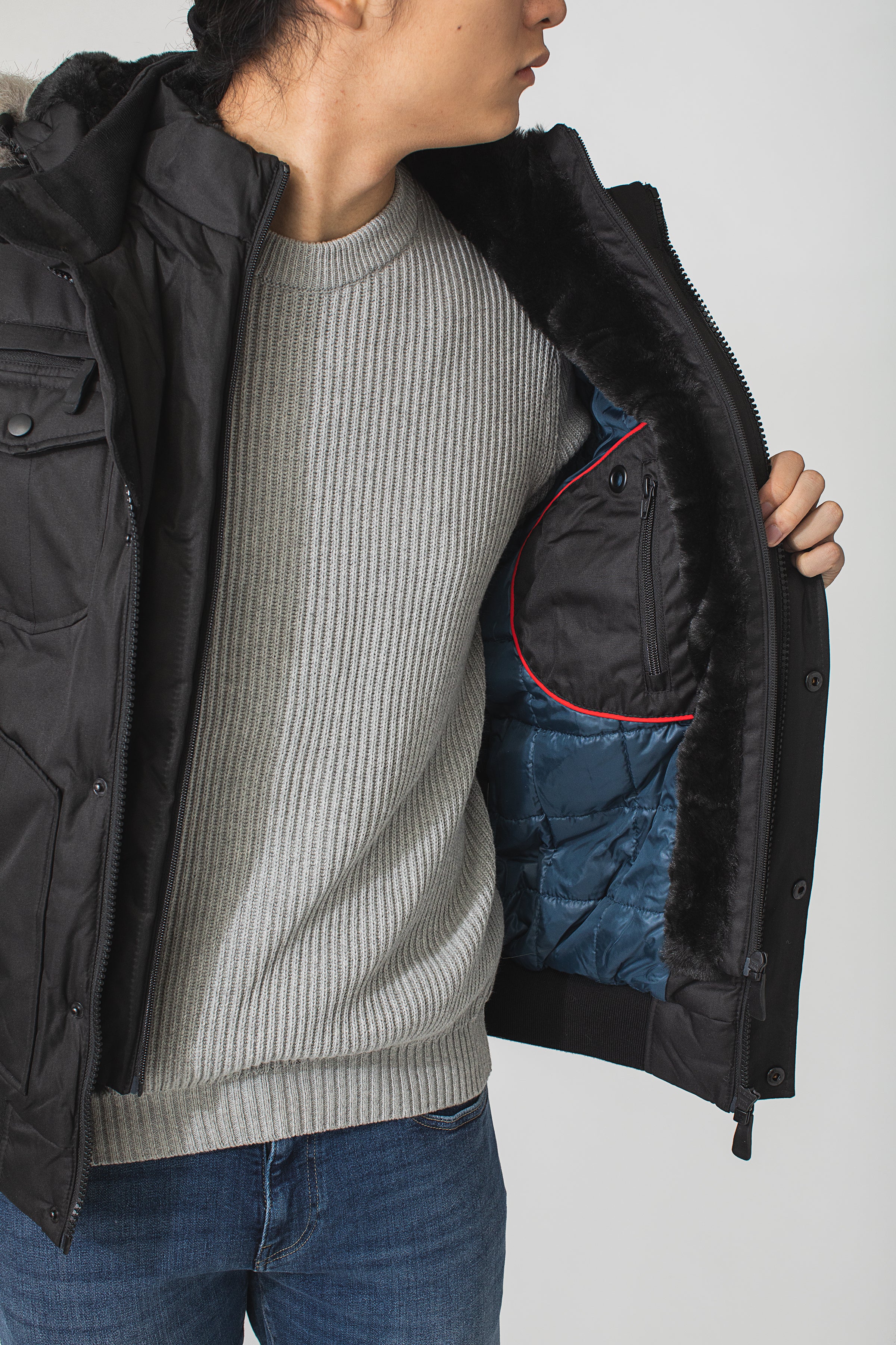 BERT III BOMBER - Image 2